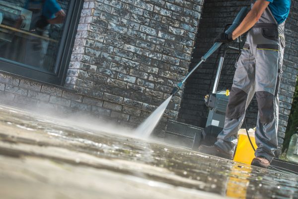 Cost of Concrete And Brick Cleaning in Odessa