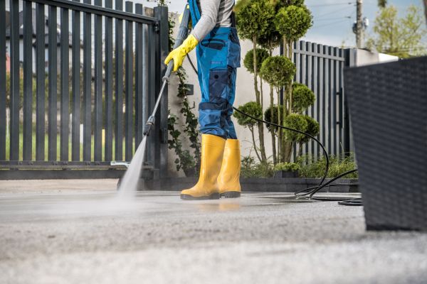 Cost of Driveway Power Washing in Odessa