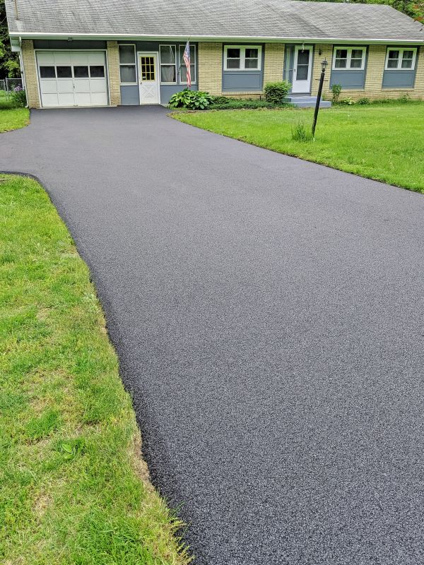 Driveway Pavement Cleaning